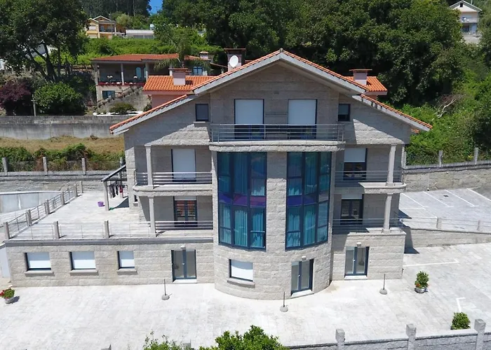 アパート Canada 2 ラショ